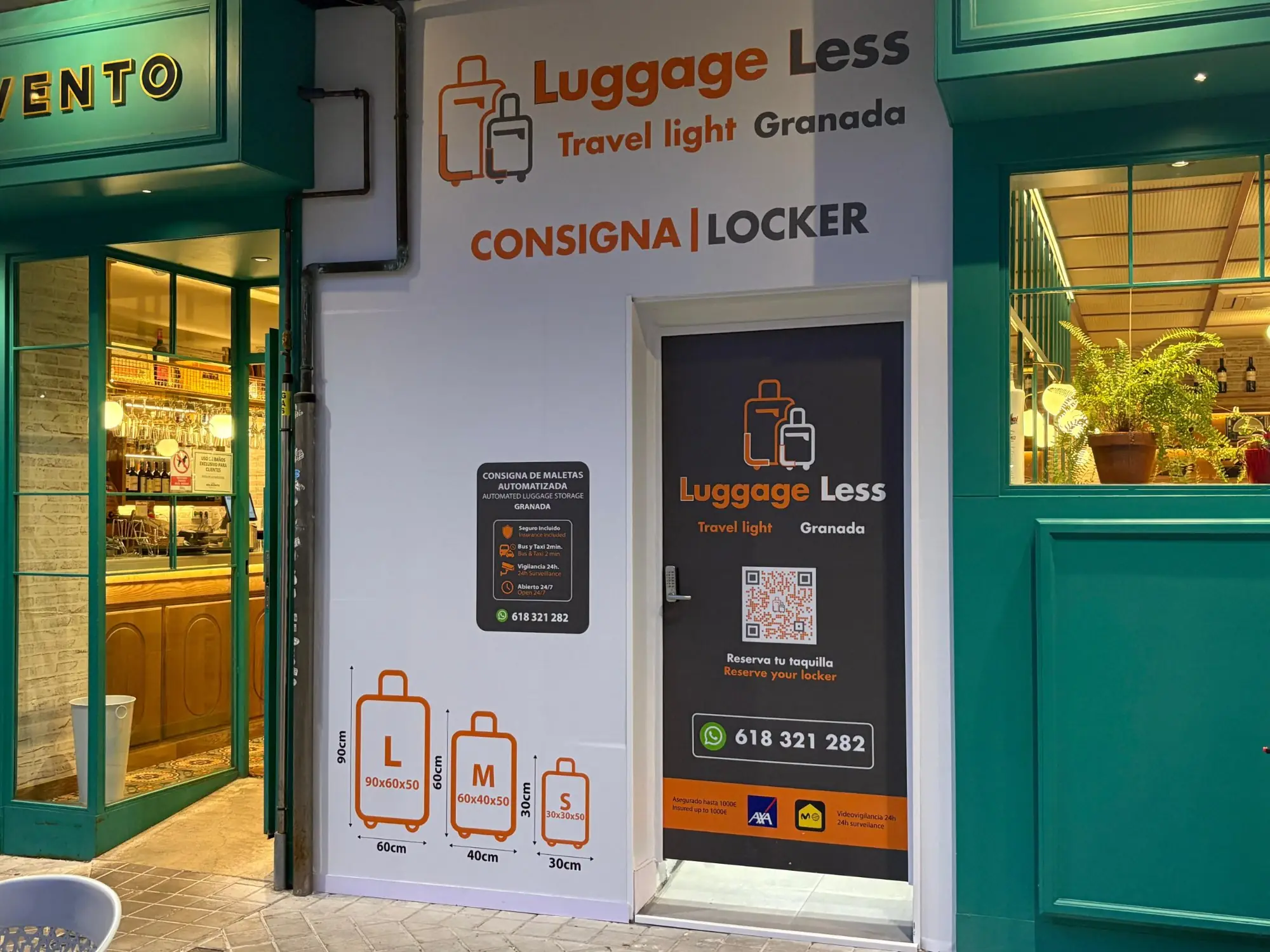 Fachada exterior LuggageLess Granada - Consigna de maletas Plaza del Campillo Bajo